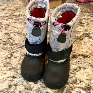 Winter boots lined inside for extra warmth